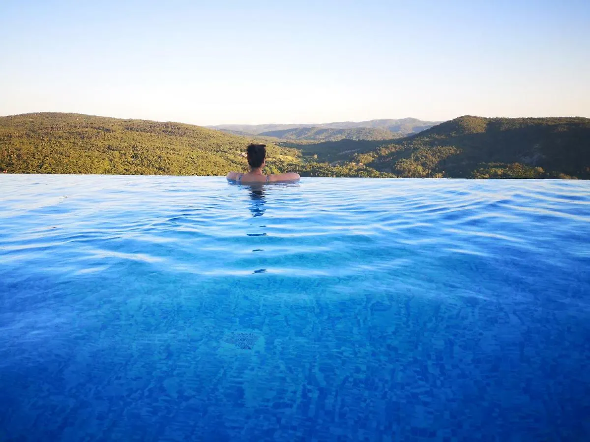 Home Andrea With Infinity Salty Pool Roč 0*,  Croácia