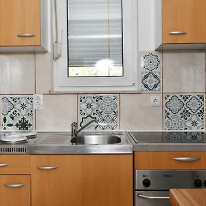 apartments-novotny.primorje-gorskikotar.com/